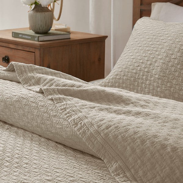 Beige Valencia 3 Piece Matelasse Coverlet Set