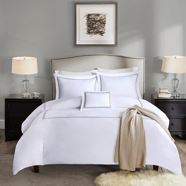 Coastal Luxury Duvet Set with Gray Accents